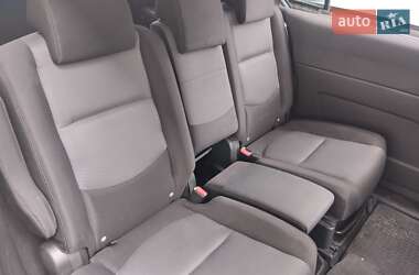 Минивэн Mazda 5 2006 в 