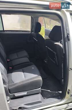 Минивэн Mazda 5 2006 в 