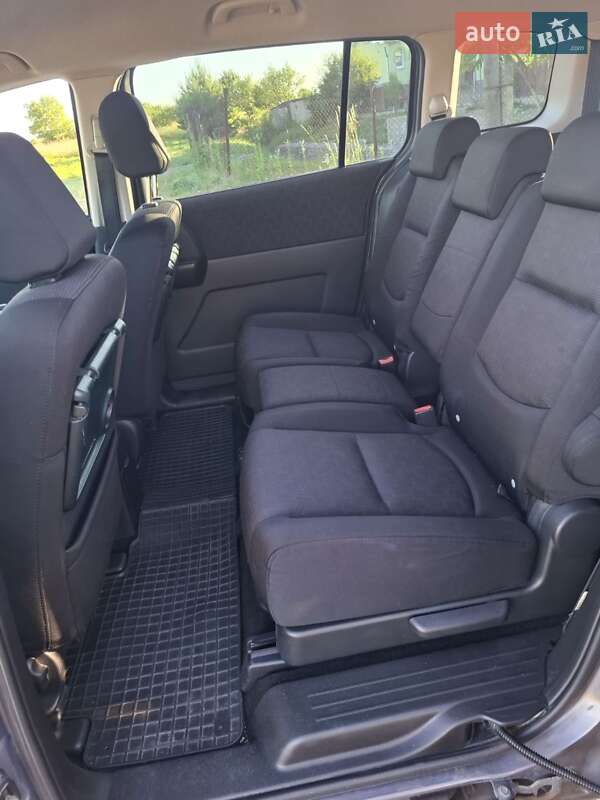 Минивэн Mazda 5 2009 в Ивано-Франковске