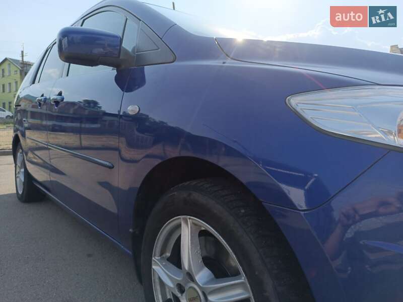 Минивэн Mazda 5 2008 в Первомайске