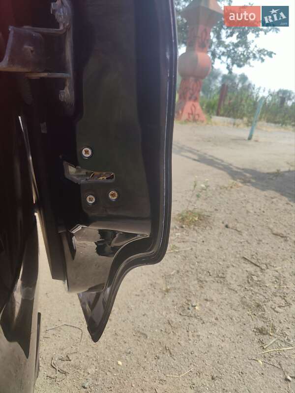 Мінівен Mazda 5 2007 в Дніпрі