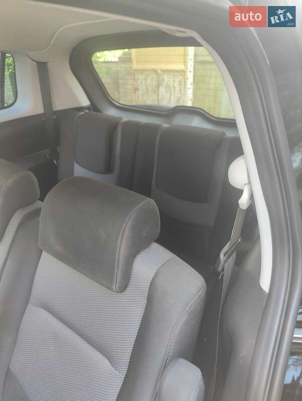 Мінівен Mazda 5 2007 в Дніпрі