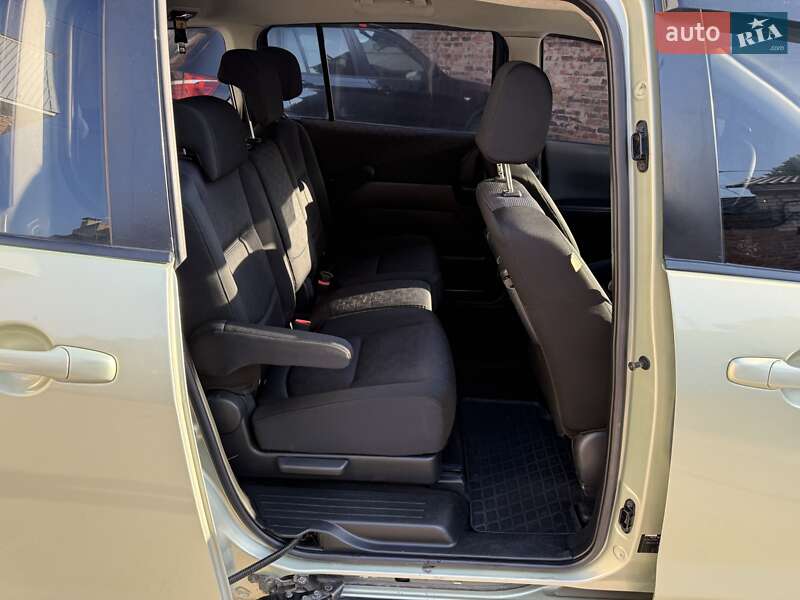 Мінівен Mazda 5 2009 в Чернігові