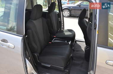 Минивэн Mazda 5 2015 в 