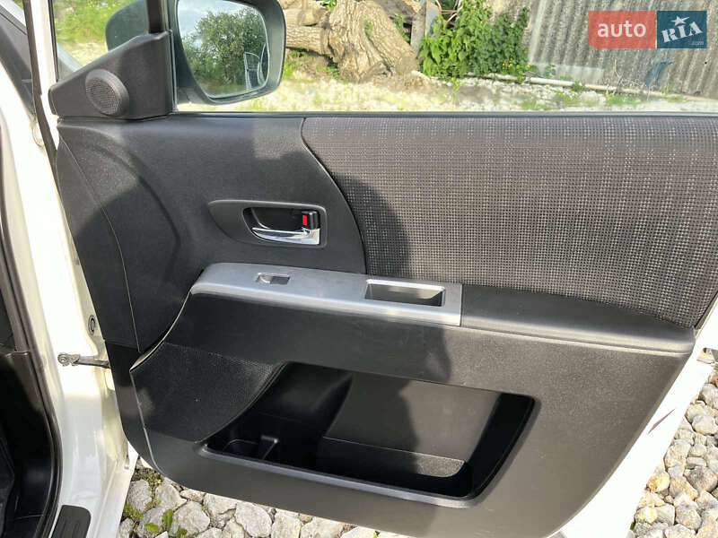 Минивэн Mazda 5 2010 в Збараже