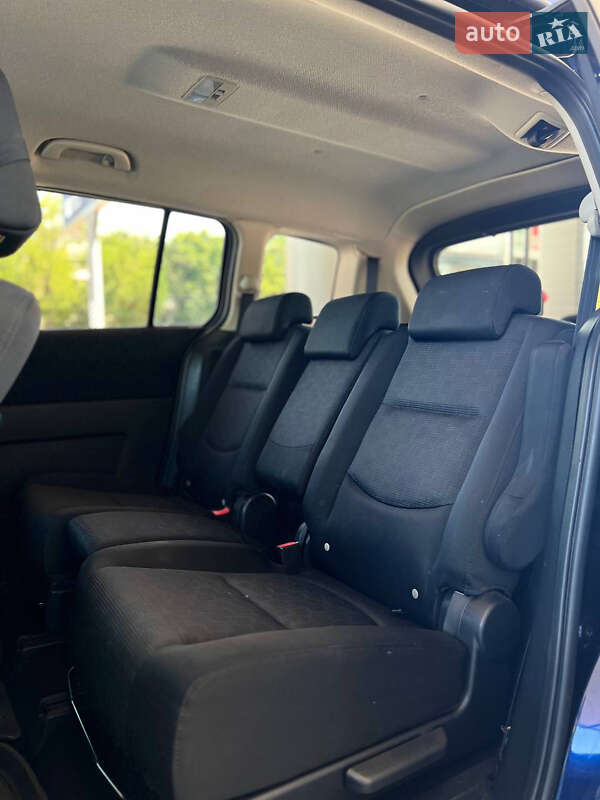 Минивэн Mazda 5 2009 в Николаеве