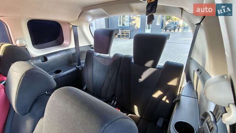 Мінівен Mazda 5 2011 в Одесі