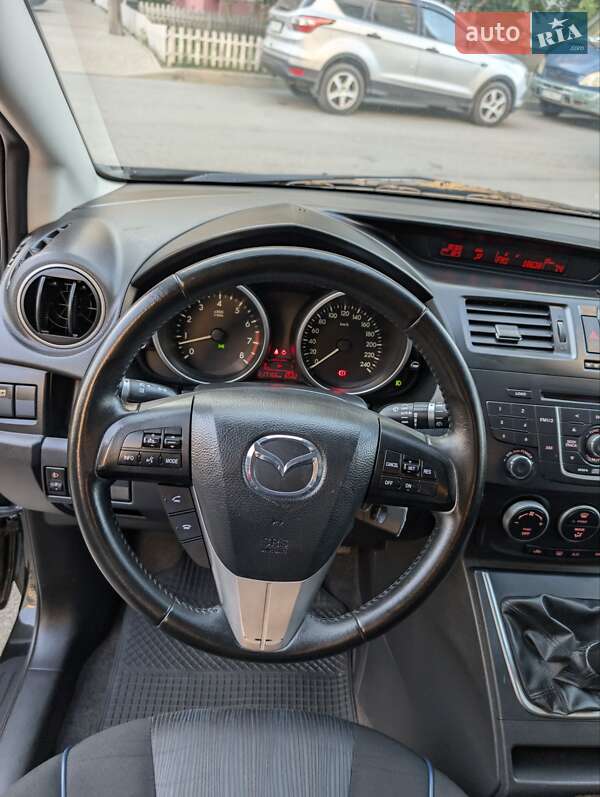Мінівен Mazda 5 2012 в Чернігові