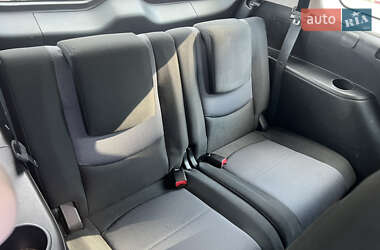 Минивэн Mazda 5 2005 в 