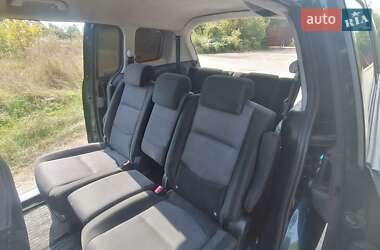 Минивэн Mazda 5 2006 в 