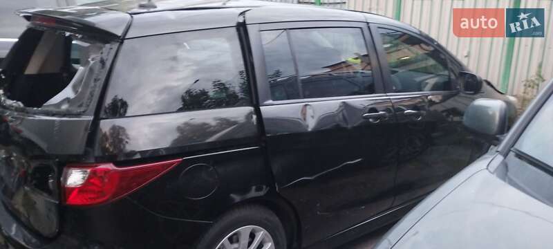Мінівен Mazda 5 2011 в Києві