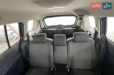 Минивэн Mazda 5 2008 в 