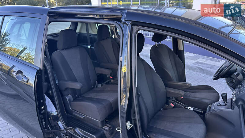 Минивэн Mazda 5 2012 в Киеве