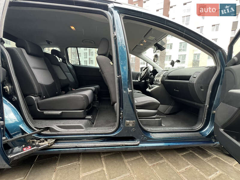 Мінівен Mazda 5 2006 в Рівному