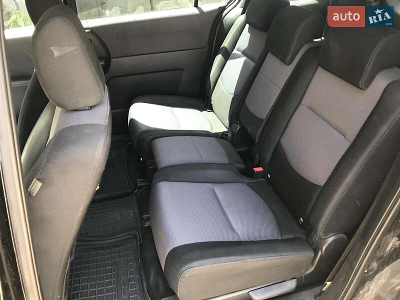 Минивэн Mazda 5 2006 в Николаеве