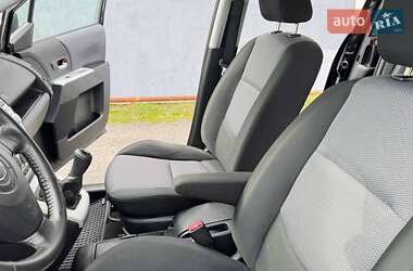 Минивэн Mazda 5 2007 в Виннице