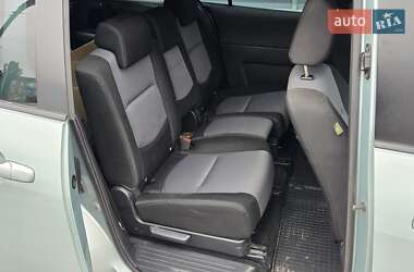 Минивэн Mazda 5 2005 в 