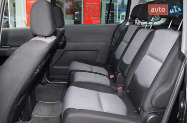 Мінівен Mazda 5 2008 в  фото 10 Мінівен Mazda 5 2008 в