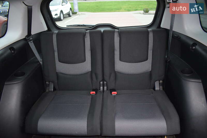 Минивэн Mazda 5 2008 в Житомире