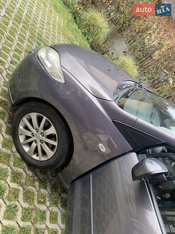 Минивэн Mazda 5 2006 в Львове фото 4 Минивэн Mazda 5 2006 в Львове