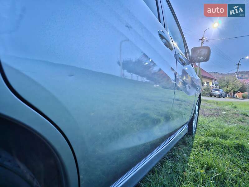 Минивэн Mazda 5 2010 в Мукачево