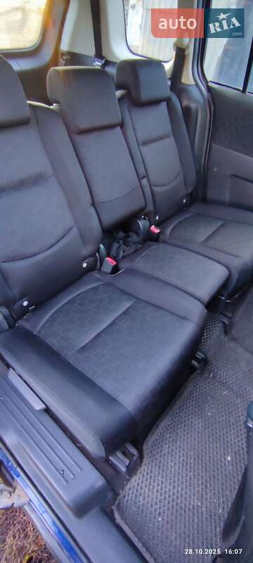 Минивэн Mazda 5 2007 в Семеновке фото 2 Минивэн Mazda 5 2007 в Семеновке