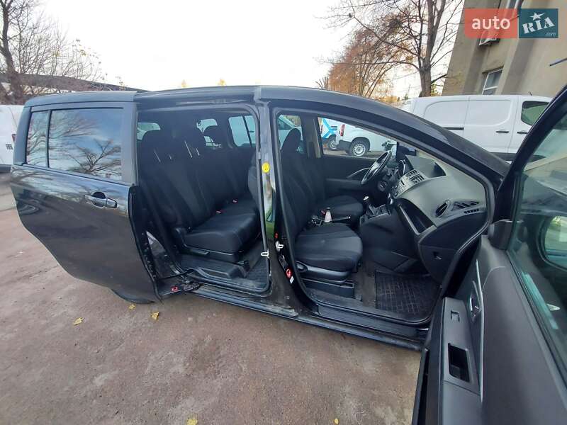 Минивэн Mazda 5 2011 в Киеве