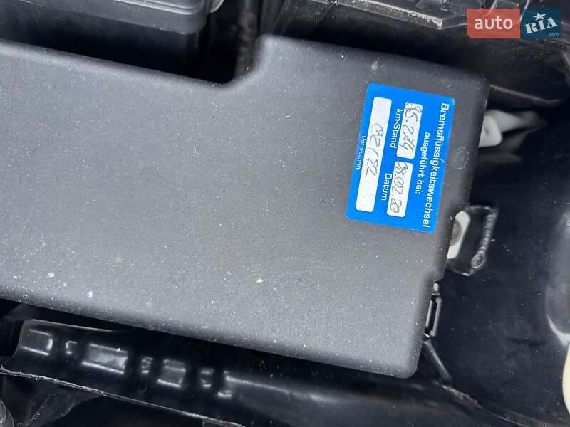 Минивэн Mazda 5 2013 в Киеве