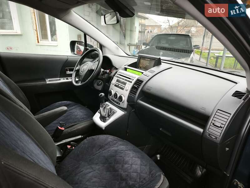 Минивэн Mazda 5 2005 в Кривом Роге