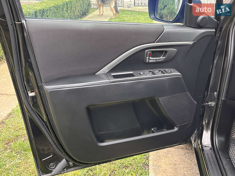 Мінівен Mazda 5 2010 в Києві