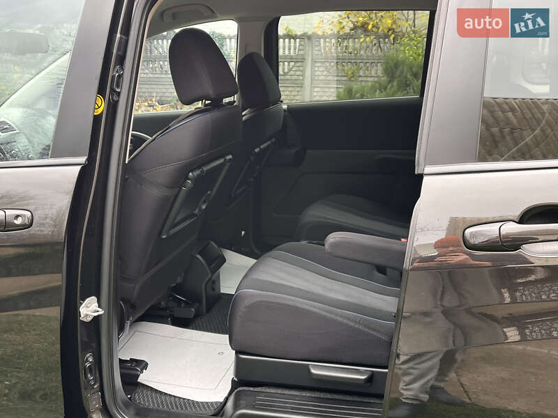 Мінівен Mazda 5 2010 в Києві