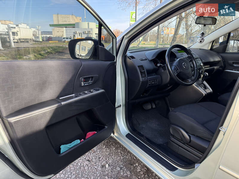 Мінівен Mazda 5 2009 в Києві