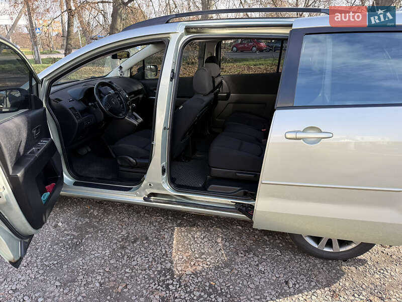 Мінівен Mazda 5 2009 в Києві