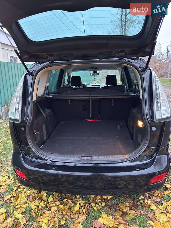 Минивэн Mazda 5 2009 в Смеле