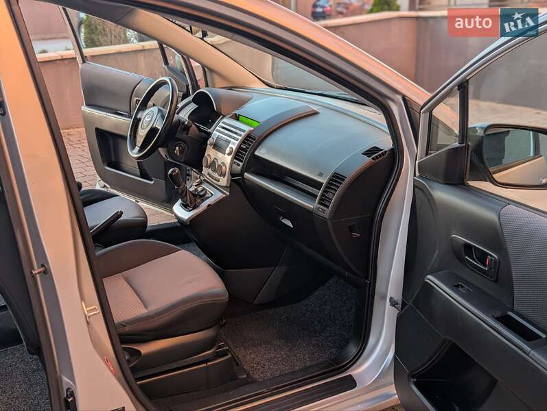 Мінівен Mazda 5 2006 в Івано-Франківську