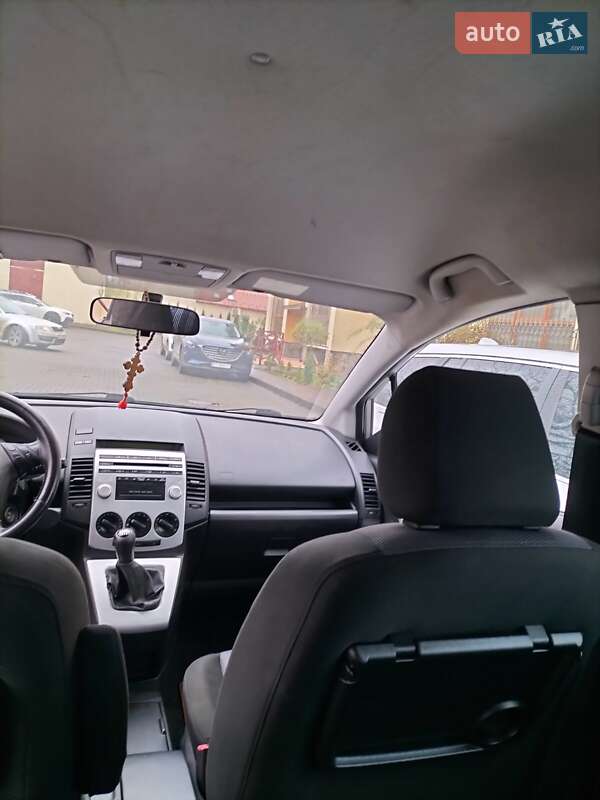 Минивэн Mazda 5 2005 в Черновцах