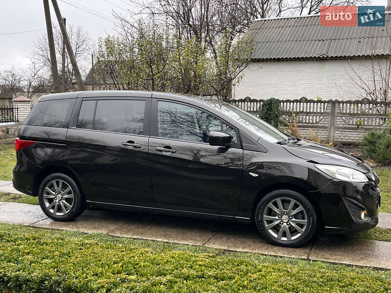 Минивэн Mazda 5 2010 в Киеве