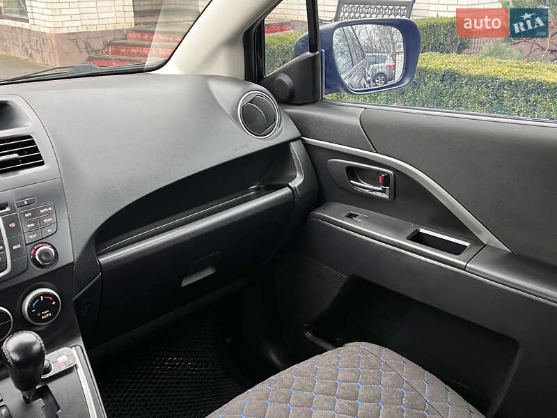 Минивэн Mazda 5 2010 в Киеве