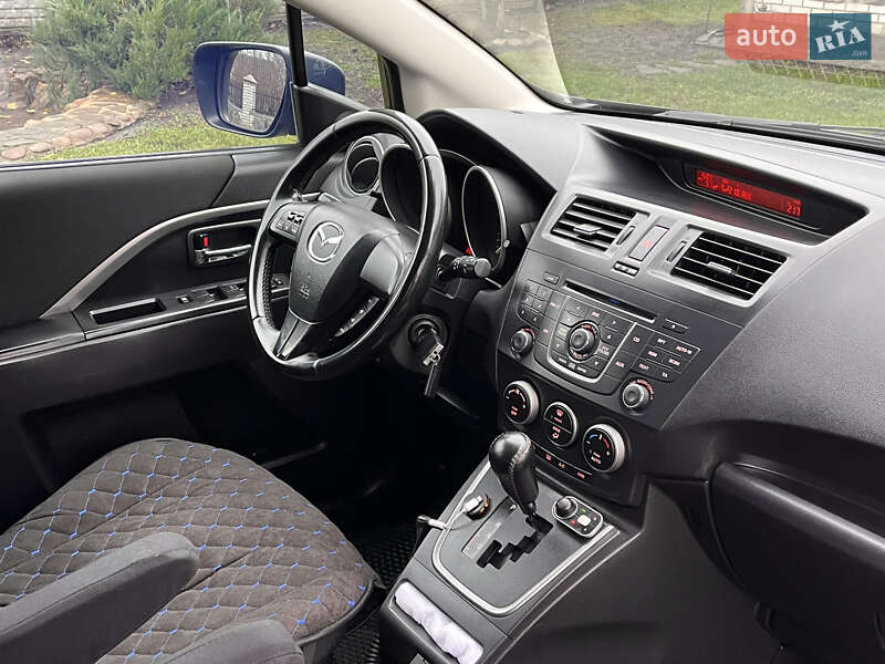 Минивэн Mazda 5 2010 в Киеве
