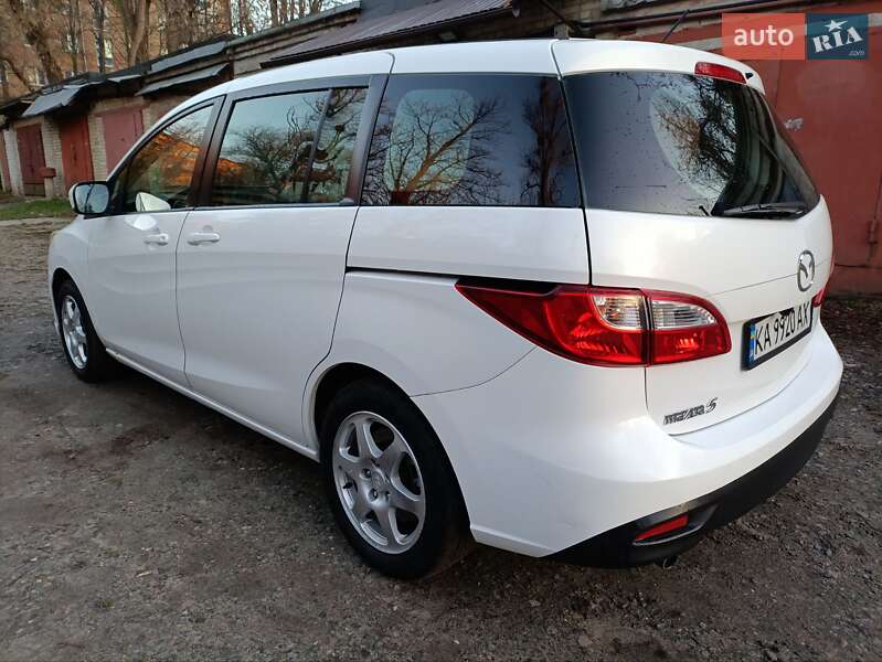 Мінівен Mazda 5 2010 в Києві
