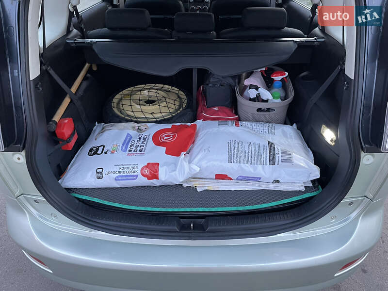 Минивэн Mazda 5 2008 в Харькове