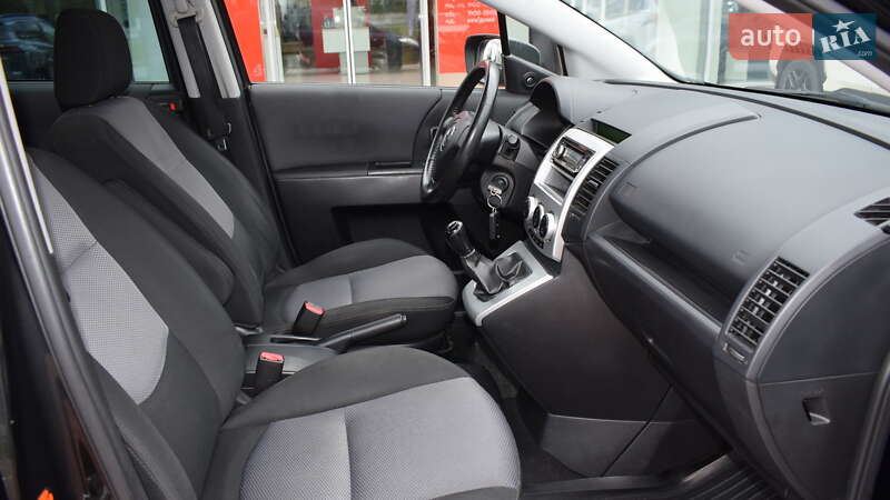 Минивэн Mazda 5 2008 в Житомире