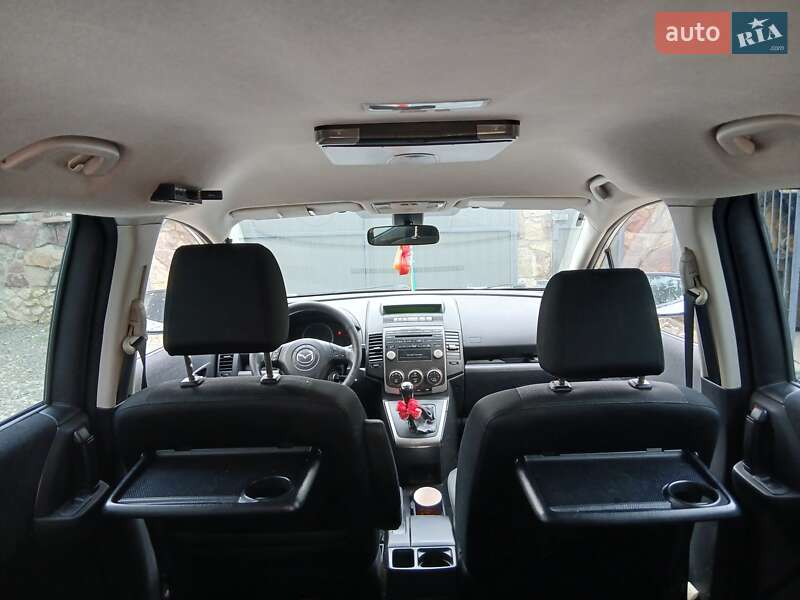 Мінівен Mazda 5 2008 в Білій