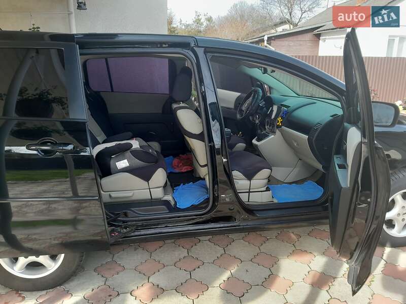 Минивэн Mazda 5 2006 в Тлумаче