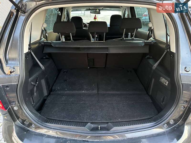 Минивэн Mazda 5 2011 в Львове