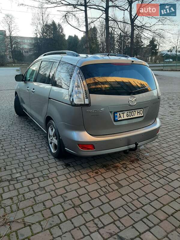 Минивэн Mazda 5 2010 в Долине