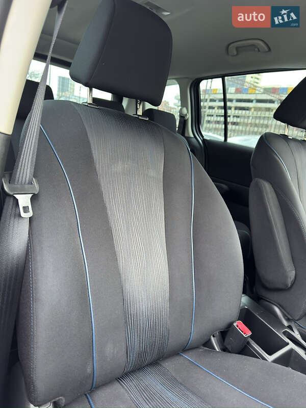 Минивэн Mazda 5 2011 в Киеве фото 29 Минивэн Mazda 5 2011 в Киеве