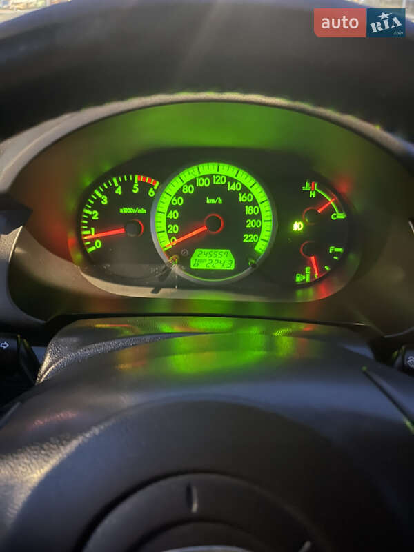 Минивэн Mazda 5 2007 в Черновцах