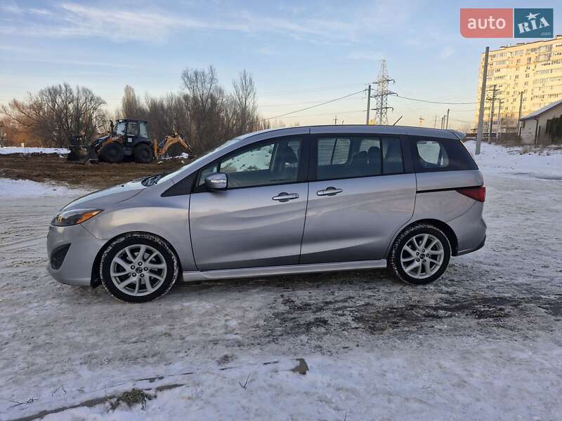 Минивэн Mazda 5 2015 в Киеве