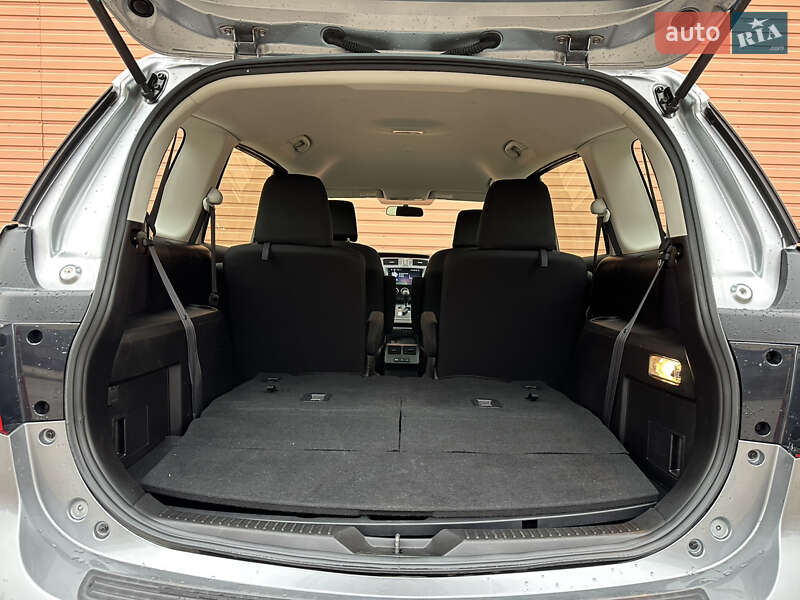 Минивэн Mazda 5 2015 в Киеве фото 39 Минивэн Mazda 5 2015 в Киеве